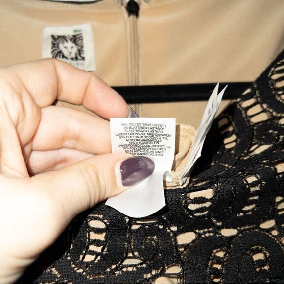 Anne Klein Black Modest Lace Front Dress Size 8 - Picture 6 of 7